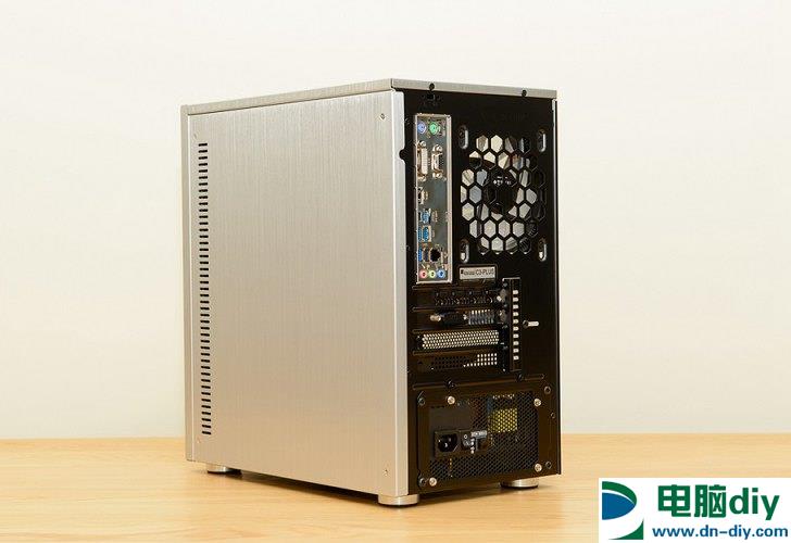 水冷光污染装机实录 八代i5-8400/GTX1060组装电脑教程